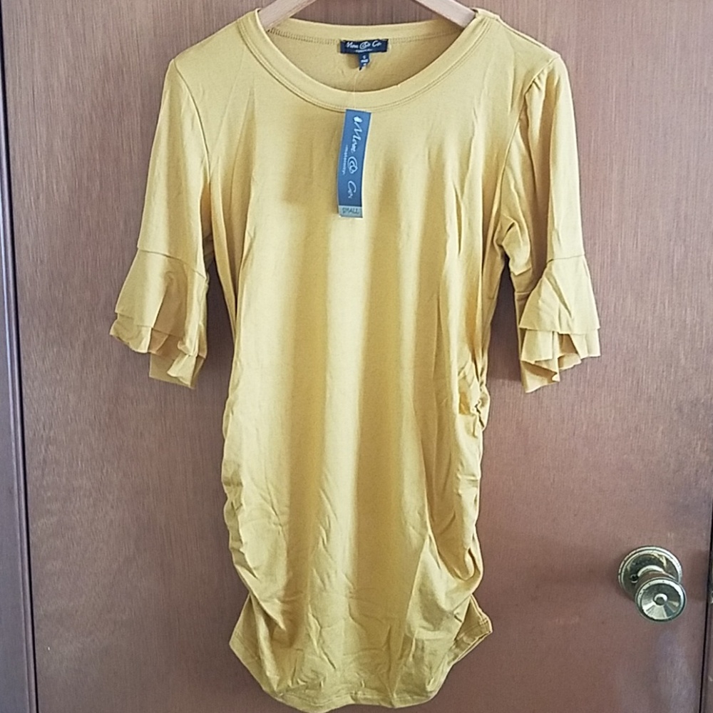 Mom & Co. Top